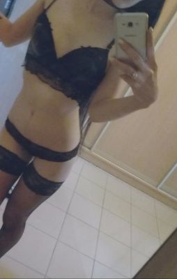 Молоденькая шлюха Светлана, от 2500 руб. в час, закажите онлайн