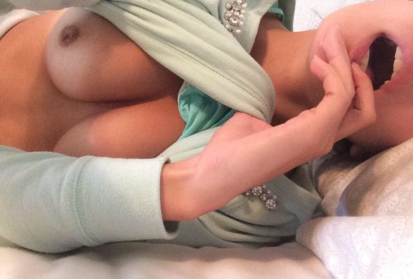 Снять проститутку в г. Волгограде от 10000 руб. в час (Катя, тел. 8 960 100-10-97)