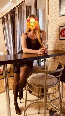 Молоденькая студентка Ира, рост: 172, вес: 56