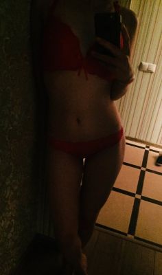 Знакомства в Волгограде — Лиза, 19 лет