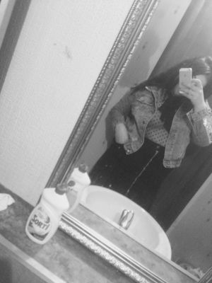 самая дешевая проститутка Алиса, тел. 8 995 695-24-00