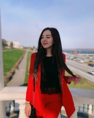 Заказать шлюху от 3000 руб. в час (Викуля, тел. 8 969 285-35-75)